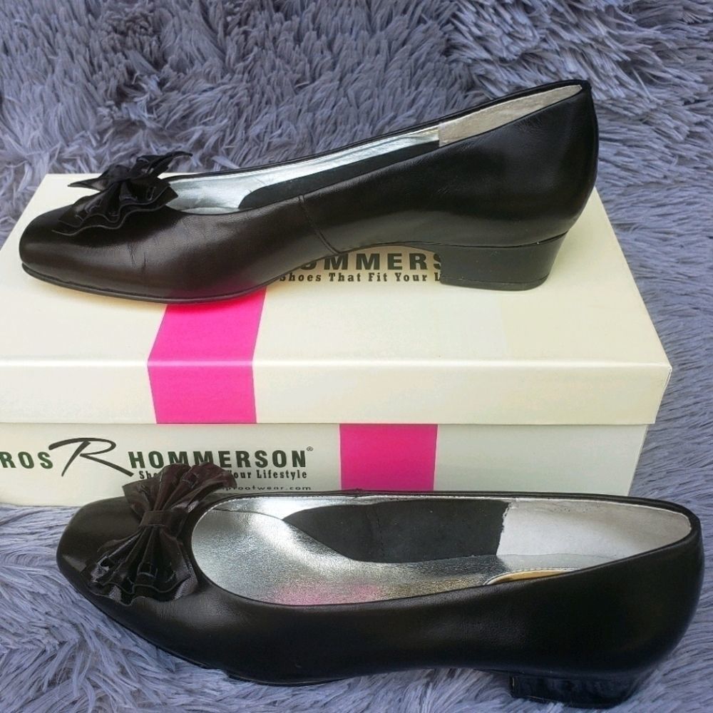 Ros Hommerson Dante Black Kid Kitten Heels